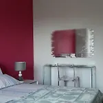 Casa Ra Con Posto Auto Medio טורינו